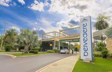 Imagem: O terreno possui 407m² de Área e está localizado em Bosque