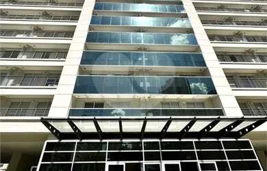 Imagem: O depósito possui 1 Vaga na garagem, 43m² de Área e está