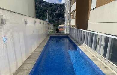 Imagem: O apartamento possui 2 Dormitórios, 2 Banheiros, 1 Vaga na