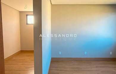 Imagem 5: Alphaville Sergipe. Piscina, Churrasqueira, Vista para o lagoeGuarda roupa