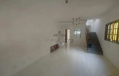 Imagem 7: Oportunidade - Casa Sobrado - Jardim Oriente - 3 Dormitórios - 186m²