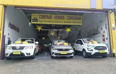 Imagem: O depósito possui 5 Vagas na garagem, 216m² de Área e está