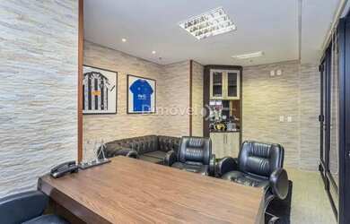 Imagem: O depósito possui 1 Vaga na garagem, 101m² de Área e está