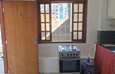 Imagem: O quarto está localizado em Centro, Niterói para alugar por