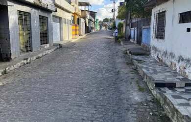 Imagem 2: Sobrado para venda possui 150 metros quadrados com 5 quartos