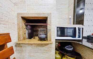 Imagem 10: Sobrado no centro de Matinhos à 4 quadras do Mar