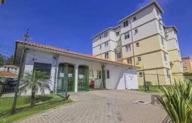 Imagem: O apartamento possui 3 Dormitórios, 1 Banheiro, 1 Vaga na garagem