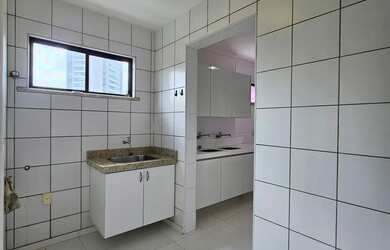 Imagem: O apartamento possui 3 Dormitórios, 4 Banheiros, 3 Vagas na