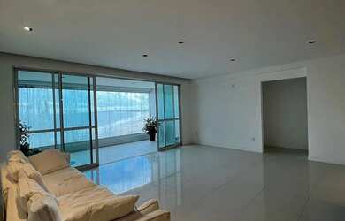 Imagem: Apartamento na Ponta do Farol com 193m2