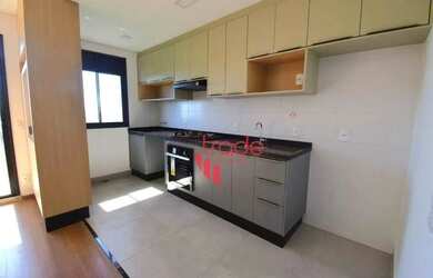 Imagem: O apartamento possui 2 Dormitórios, 2 Banheiros, 1 Vaga na