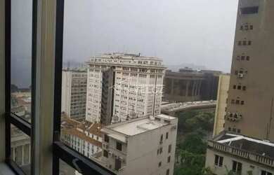 Imagem: O depósito possui 42m² de Área e está localizado em Centro