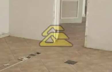 Imagem: O depósito possui 187m² de Área e está localizado em Centro