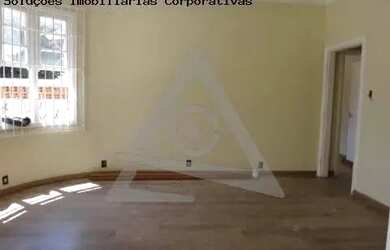 Imagem: O depósito possui 3 Vagas na garagem, 153m² de Área e está