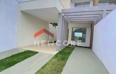 Imagem: A casa possui 3 Dormitórios, 3 Banheiros, 3 Vagas na garagem