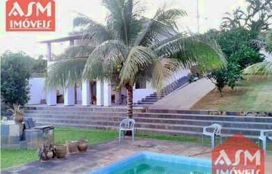 Imagem: A casa possui 3 Dormitórios, 3 Banheiros, 3 Vagas na garagem