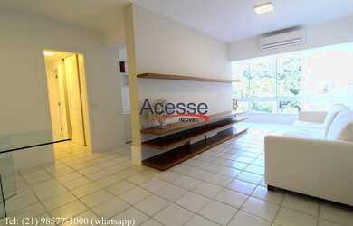 Imagem 1: Linda vista, silencioso, reformado, charmoso 2 qtos original 3 , 2 vagas...