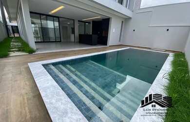 Imagem: A casa em condomínio possui 5 Dormitórios, 5 Banheiros, 5