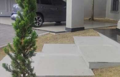 Imagem: A casa possui 5 Dormitórios, 5 Banheiros, 5 Vagas na garagem