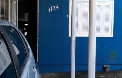 Imagem: A casa possui 2 Dormitórios, 1 Banheiro, 1 Vaga na garagem