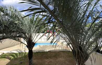 Imagem: A casa em condomínio possui 4 Dormitórios, 5 Banheiros, 4