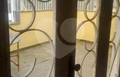 Imagem 6: Casa Ampla na Água Fria. 400m² de Área, 3 Vagas na garageme3 Dormitórios