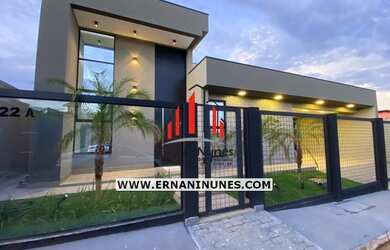 Imagem: A casa em condomínio possui 4 Dormitórios, 5 Banheiros, 4