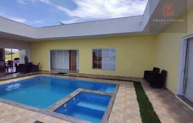 Imagem: A casa possui 4 Dormitórios, 4 Banheiros e 170m² de Área