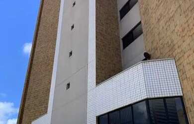 Imagem 2: Apartamento para aluguel com 60 metros quadrados com 2 quartos em Meireles...