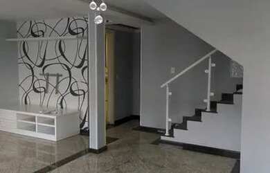 Imagem: A casa em condomínio possui 4 Dormitórios, 4 Banheiros, 2