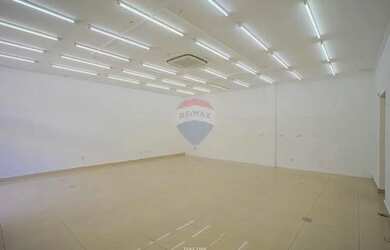 Imagem: O depósito possui 95m² de Área e está localizado em Santa