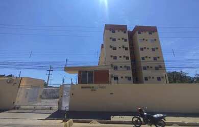 Imagem: O apartamento possui 3 Dormitórios, 2 Banheiros, 1 Vaga na