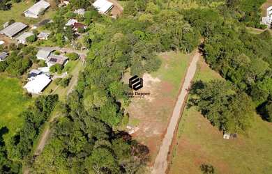 Imagem: O terreno possui 759m² de Área e está localizado em Dois