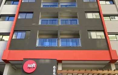 Imagem: O apartamento possui 1 Dormitório, 2 Banheiros, 1 Vaga na garagem