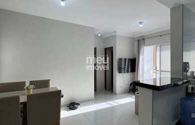 Imagem: O apartamento possui 3 Dormitórios, 1 Banheiro, 1 Vaga na garagem