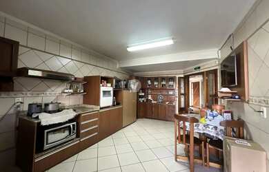 Imagem 14: Casa Triplex EXCLUSIVA INVISTA, 4 dormitórios ao lado da Avenida Medianeira