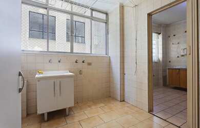 Imagem 16: Apartamento para venda em Higienópolis com 3 quartos, sendo 1 suíte...