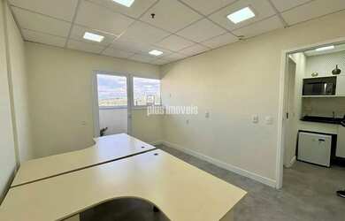 Imagem: O depósito possui 1 Vaga na garagem e 40m² de Área e está