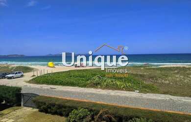 Imagem: A casa possui 3 Dormitórios, 3 Banheiros, 1 Vaga na garagem