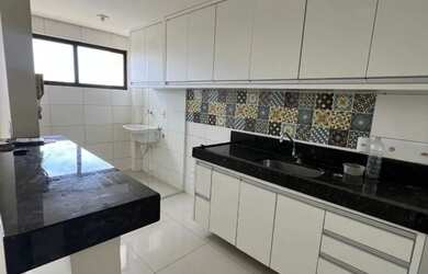 Imagem: O apartamento possui 2 Dormitórios, 2 Banheiros, 2 Vagas na