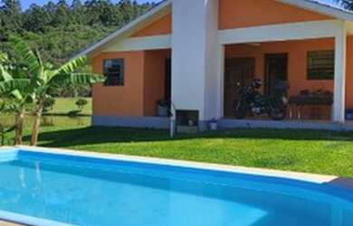 Imagem 14: Sítio dos Sonhos. Piscina, Churrasqueira, VarandaeÁrea de serviço