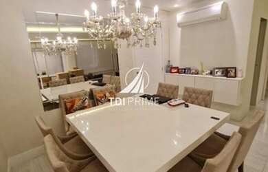 Imagem: O apartamento possui 3 Dormitórios, 5 Banheiros, 3 Vagas na