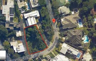 Imagem: O terreno possui 1.000m² de Área e está localizado em Itanhangá