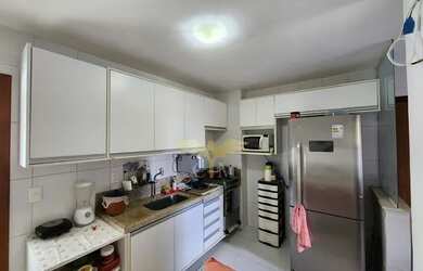 Imagem: O apartamento possui 3 Dormitórios, 3 Banheiros, 2 Vagas na