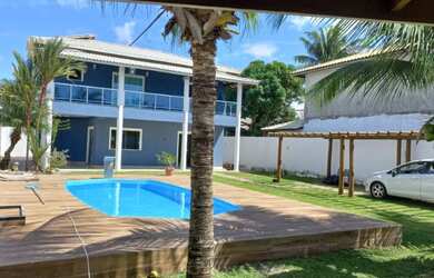 Imagem: A casa possui 3 Dormitórios, 4 Vagas na garagem e está localizado