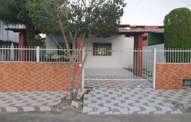 Imagem: A casa em condomínio possui 3 Dormitórios, 2 Banheiros, 2