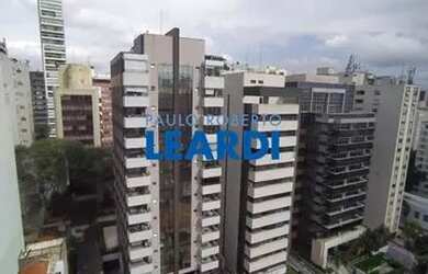 Imagem: O depósito possui 1 Vaga na garagem, 46m² de Área e está