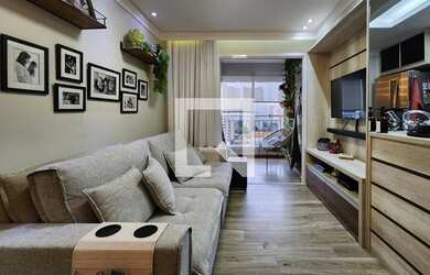 Imagem: O apartamento possui 2 Dormitórios, 2 Banheiros, 1 Vaga na