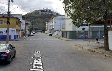 Imagem 2: Alugo casa. 99m² de Área, 2 Vagas na garageme3 Dormitórios