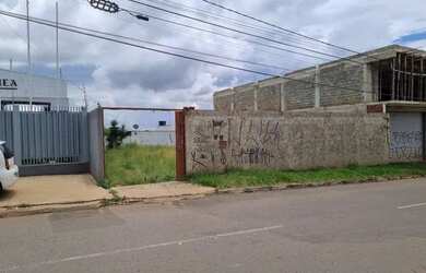 Imagem: O terreno possui 1.200m² de Área e está localizado em A