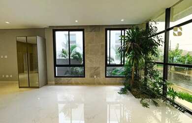 Imagem: A casa em condomínio possui 4 Dormitórios, 4 Banheiros, 4